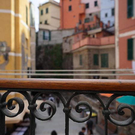 Les Pieds Dans L'Eau Vernazza Apartment Екстериор снимка
